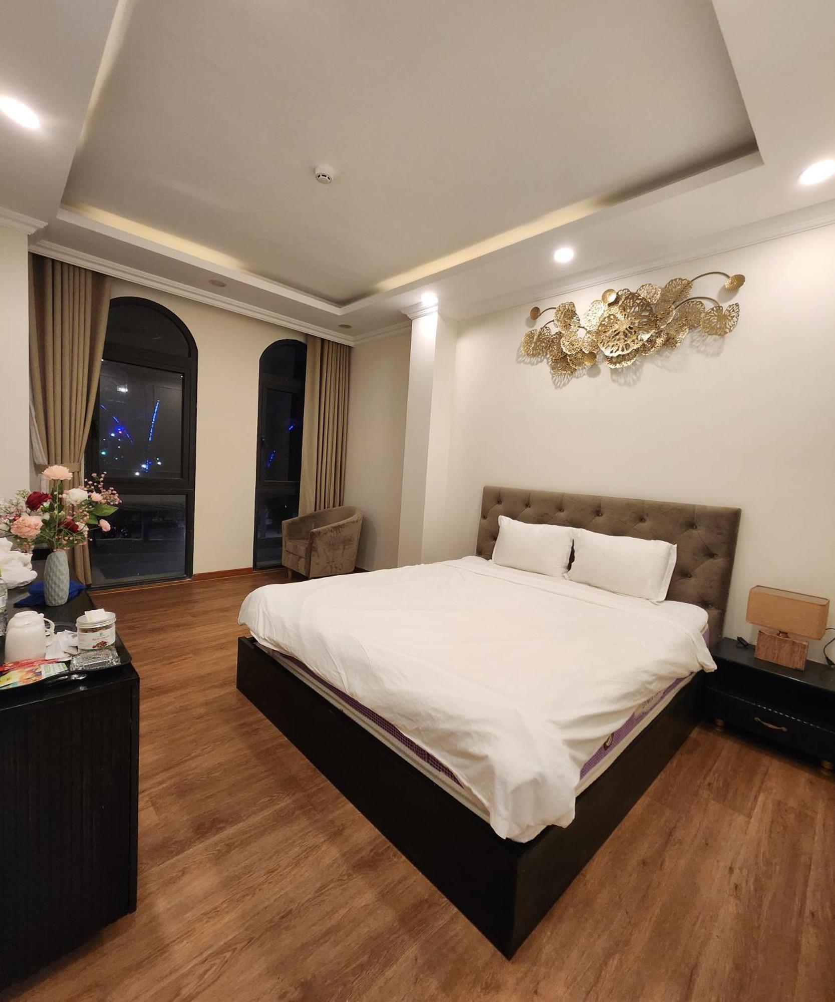 Breaking Dawn- Taeyang Hotel Duong Dong Exterior foto