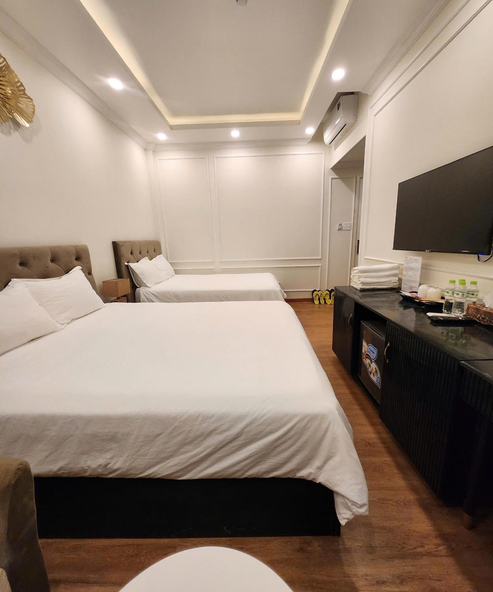 Breaking Dawn- Taeyang Hotel Duong Dong Exterior foto