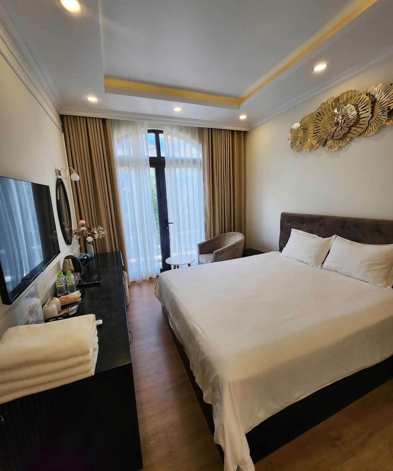 Breaking Dawn- Taeyang Hotel Duong Dong Exterior foto
